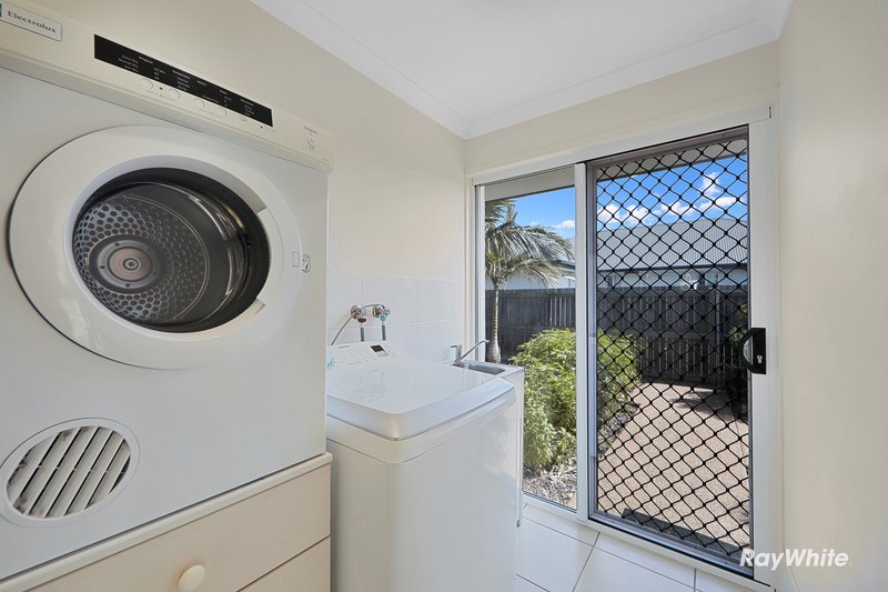 Photo - 30 Firefly Street, Bargara QLD 4670 - Image 15