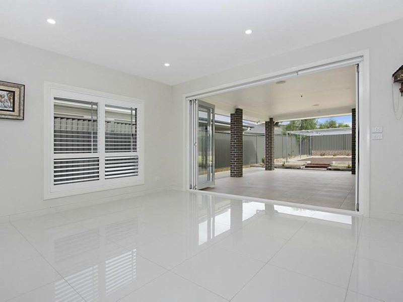 Photo - 30 Foley Circuit, Harrington Park NSW 2567 - Image 5