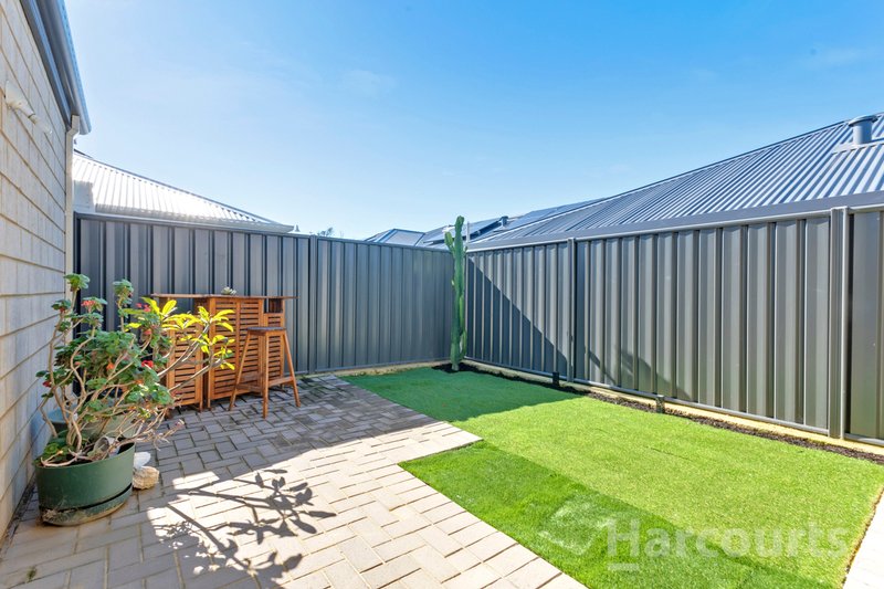 Photo - 30 Forever Boulevard, Banksia Grove WA 6031 - Image 6