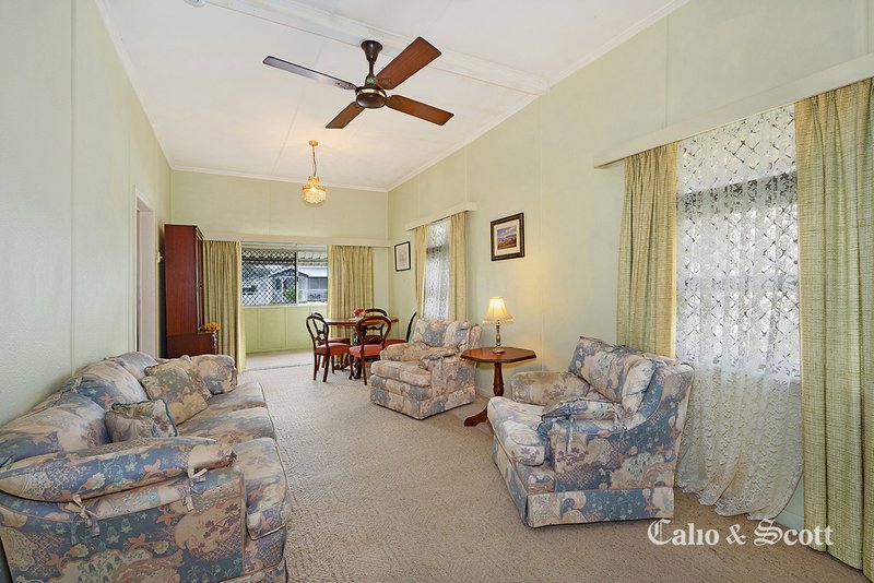 Photo - 30 Fourth Ave , Sandgate QLD 4017 - Image 5