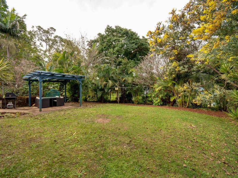 Photo - 30 Franciscea Street, Everton Hills QLD 4053 - Image 18