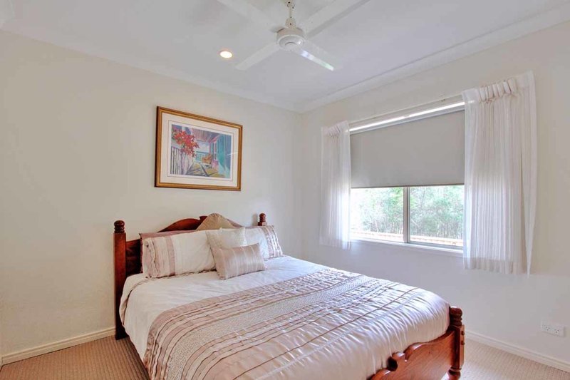 Photo - 30 Freycinet Place, Calamvale QLD 4116 - Image 14