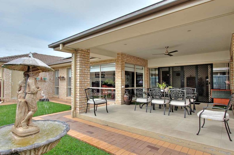 Photo - 30 Freycinet Place, Calamvale QLD 4116 - Image 16