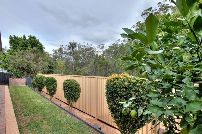 Photo - 30 Freycinet Place, Calamvale QLD 4116 - Image 19