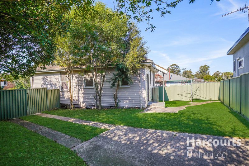 Photo - 30 Funda Crescent, Lalor Park NSW 2147 - Image 6