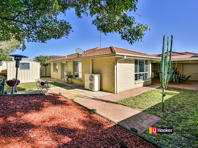 Photo - 30 Galloway Crescent, St Andrews NSW 2566 - Image 14