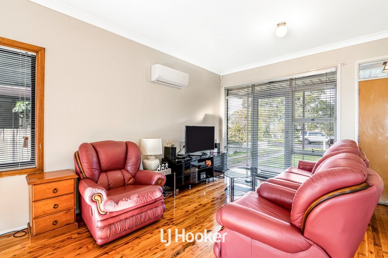 Photo - 30 Garonne Street, Seven Hills NSW 2147 - Image 3