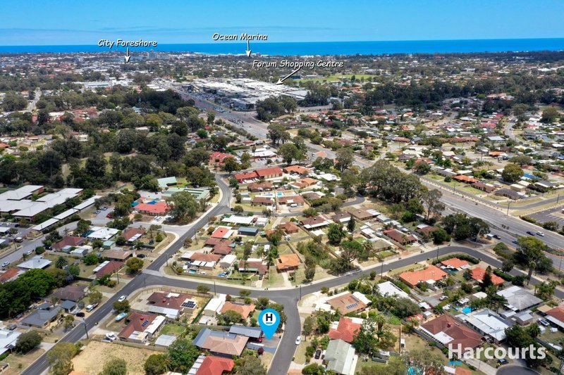 Photo - 30 Gavarnie Way, Coodanup WA 6210 - Image 2