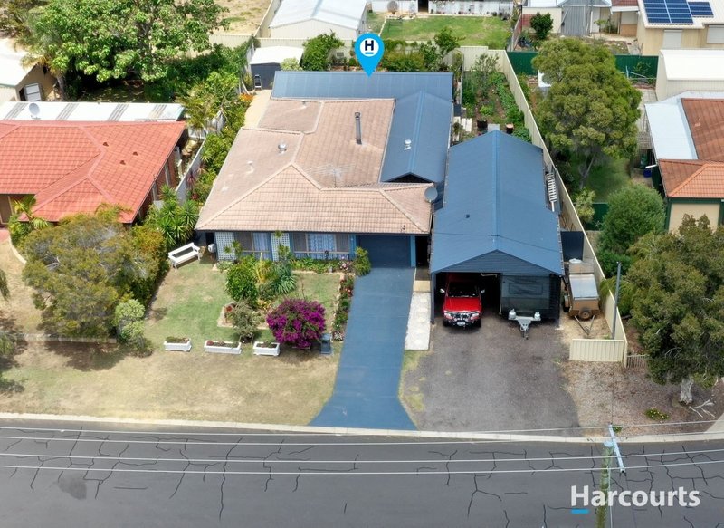 Photo - 30 Gavarnie Way, Coodanup WA 6210 - Image 4