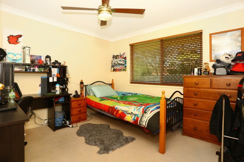 Photo - 30 Gemini Circuit, Molendinar QLD 4214 - Image 13