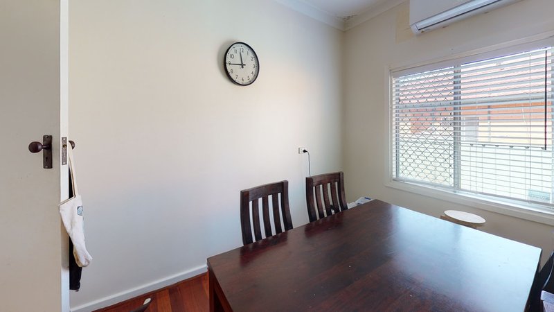 Photo - 30 Geneff Street, Innaloo WA 6018 - Image 6