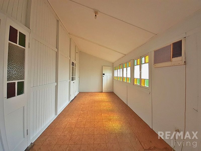 Photo - 30 George Street, Woodford QLD 4514 - Image 3