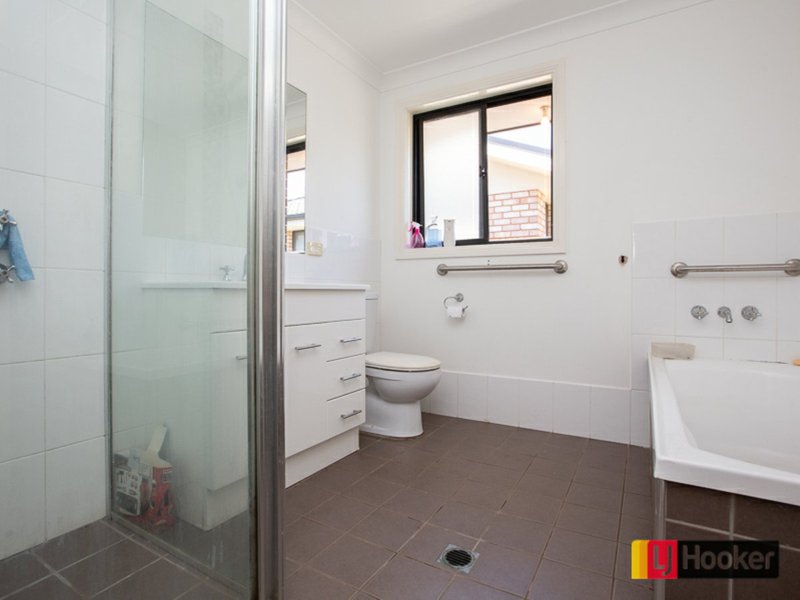 Photo - 30 Gilbert Drive, Westdale NSW 2340 - Image 7