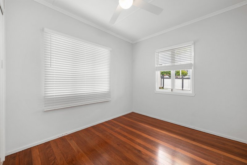 Photo - 30 Glebe Street, Gordon Park QLD 4031 - Image 6