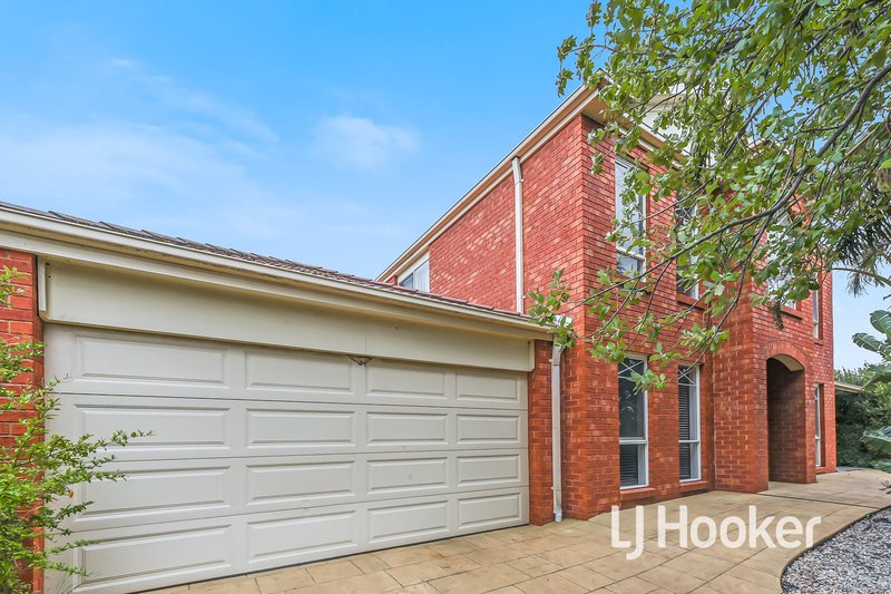 30 Glenshee Drive, Lynbrook VIC 3975