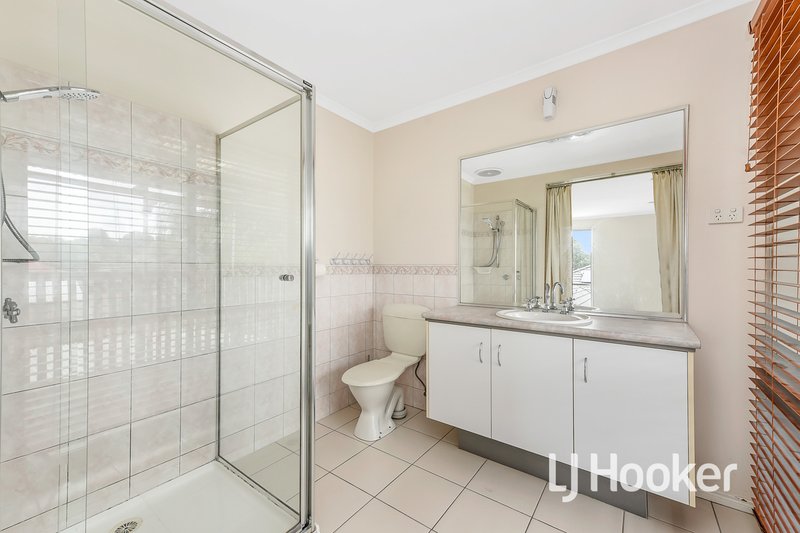 Photo - 30 Glenshee Drive, Lynbrook VIC 3975 - Image 6