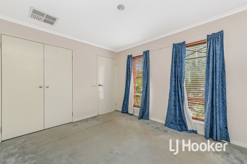 Photo - 30 Glenshee Drive, Lynbrook VIC 3975 - Image 14