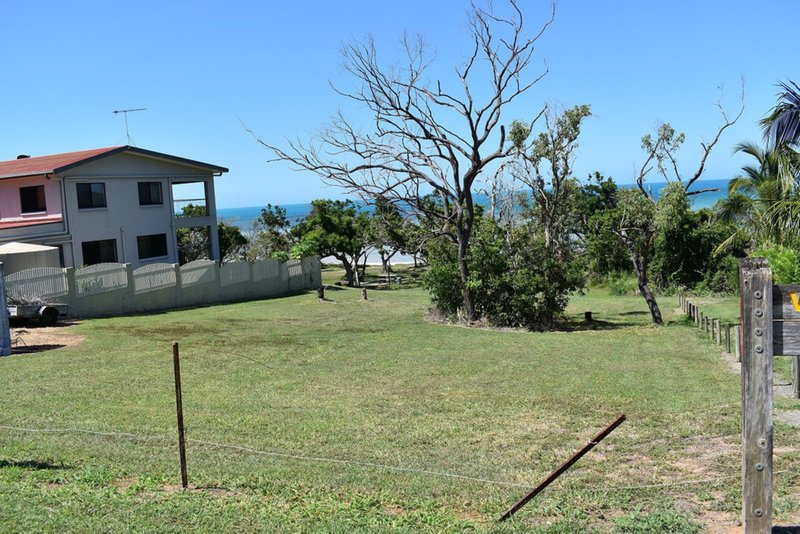 Photo - 30 Gloucester Avenue, Hideaway Bay QLD 4800 - Image 12