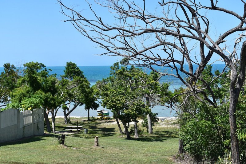 Photo - 30 Gloucester Avenue, Hideaway Bay QLD 4800 - Image 13