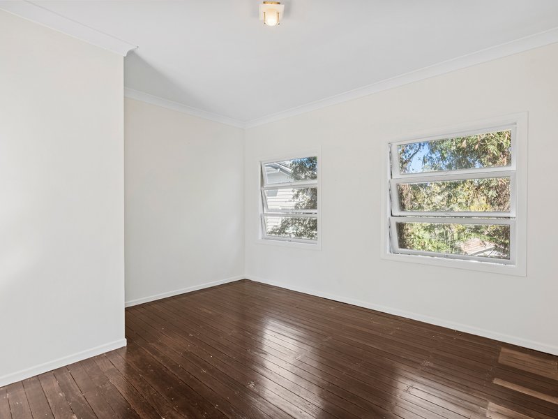 Photo - 30 Golf Links Road, Rocklea QLD 4106 - Image 11