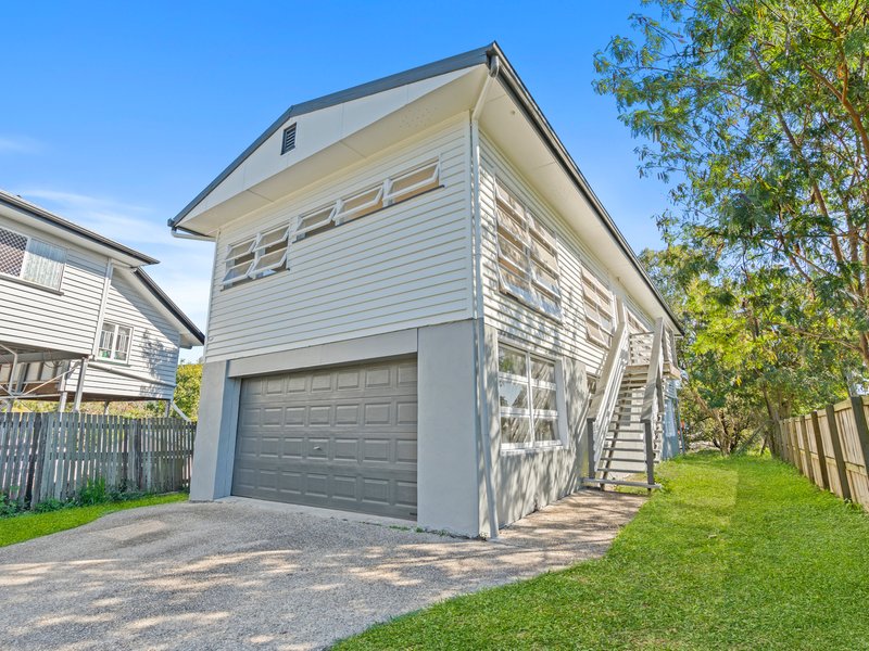 Photo - 30 Golf Links Road, Rocklea QLD 4106 - Image 18