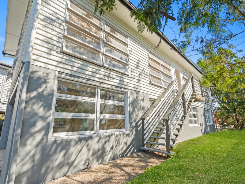 Photo - 30 Golf Links Road, Rocklea QLD 4106 - Image 19