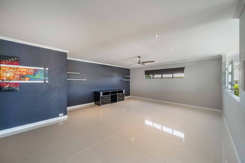 Photo - 30 Gordon Place, Glass House Mountains QLD 4518 - Image 5