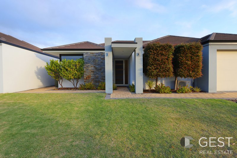 Photo - 30 Graceland Avenue, Landsdale WA 6065 - Image 3