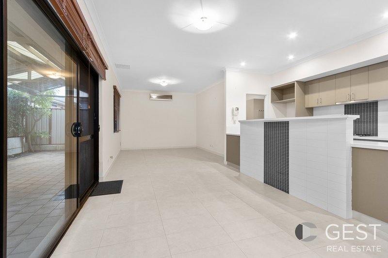 Photo - 30 Graceland Avenue, Landsdale WA 6065 - Image 6