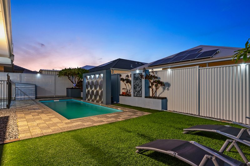 Photo - 30 Grasswren Way, Alkimos WA 6038 - Image 30