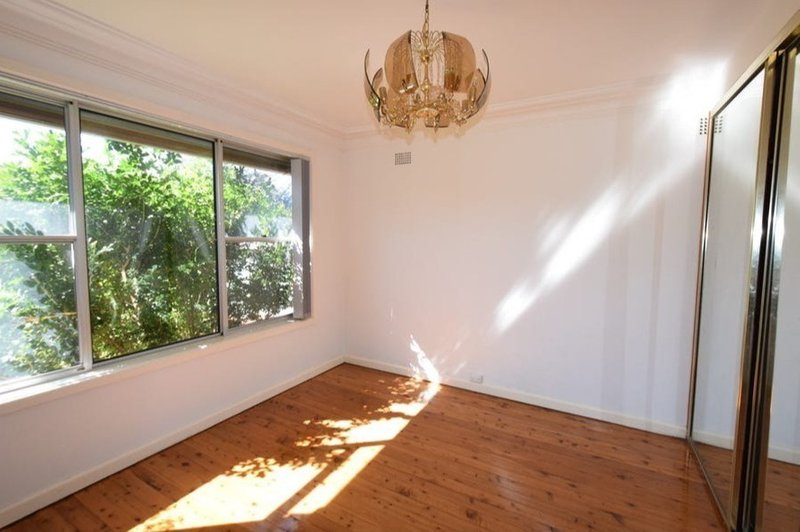 Photo - 30 Grigg Avenue, North Epping NSW 2121 - Image 4