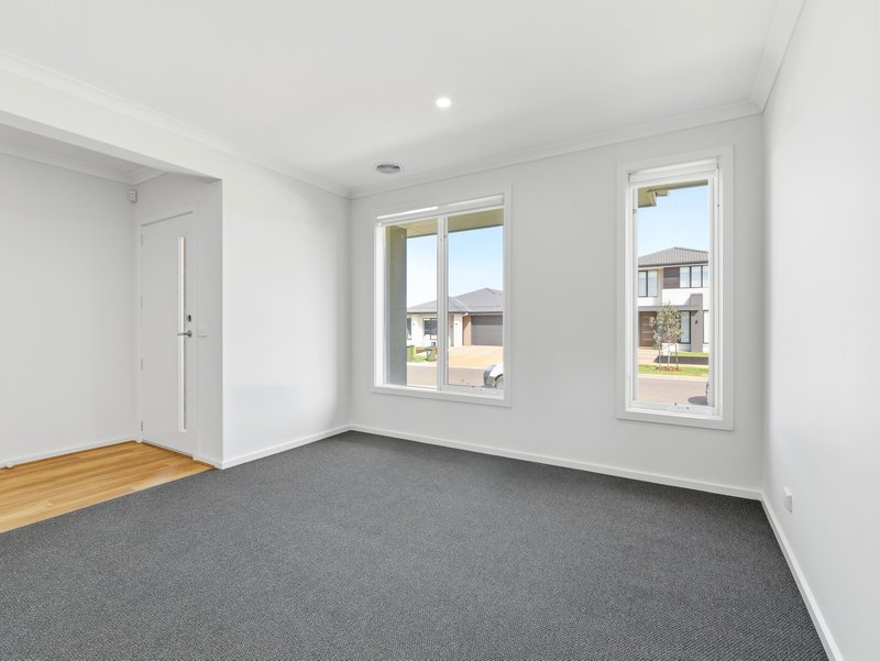 Photo - 30 Haflinger Road, Tarneit VIC 3029 - Image 13
