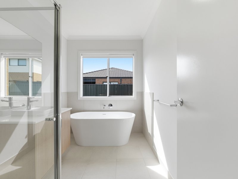 Photo - 30 Haflinger Road, Tarneit VIC 3029 - Image 19