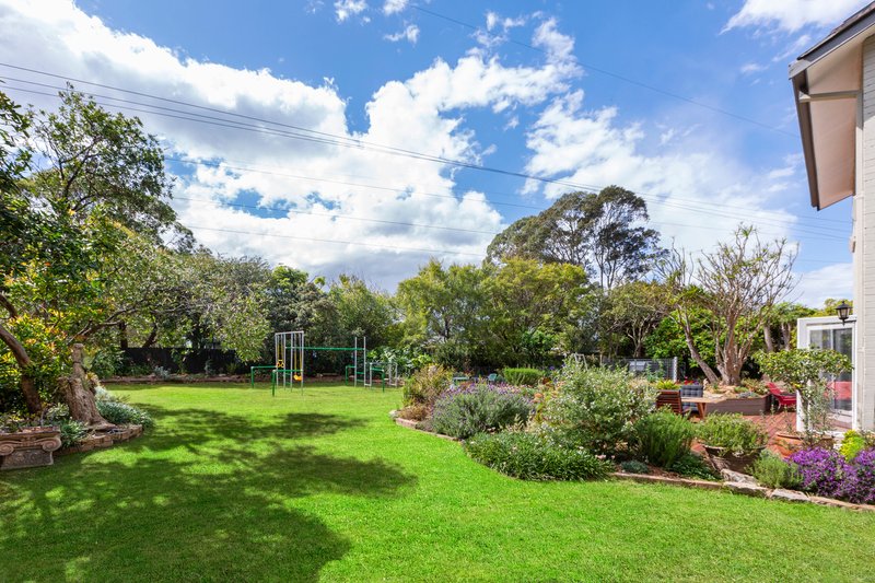 Photo - 30 Hakea Avenue, Frenchs Forest NSW 2086 - Image 11