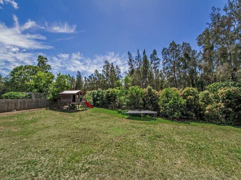 Photo - 30 Hastings Crescent, Carrara QLD 4211 - Image 9