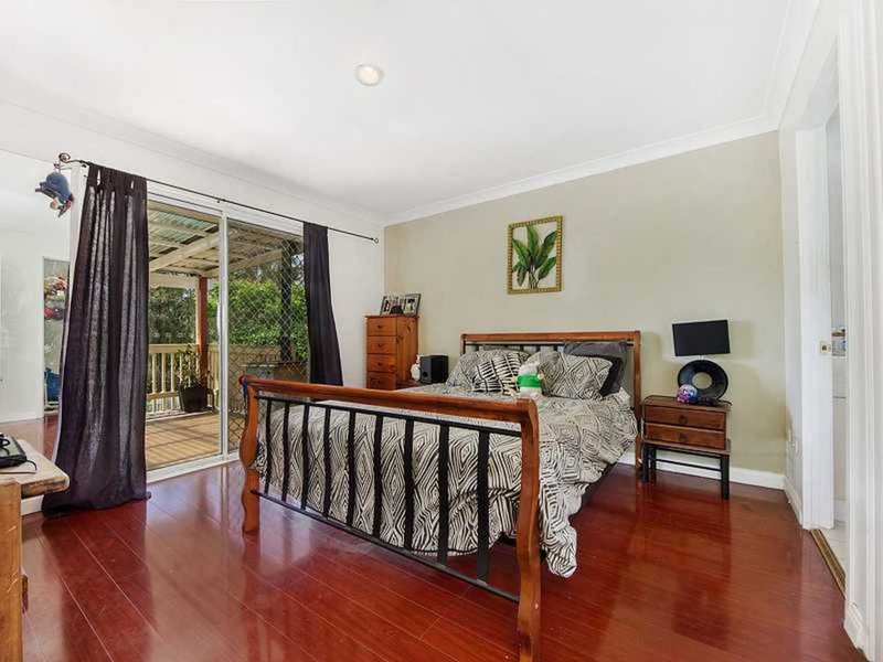 Photo - 30 Hastings Crescent, Carrara QLD 4211 - Image 10