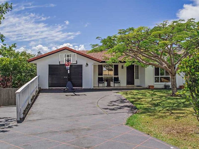 Photo - 30 Hastings Crescent, Carrara QLD 4211 - Image 13