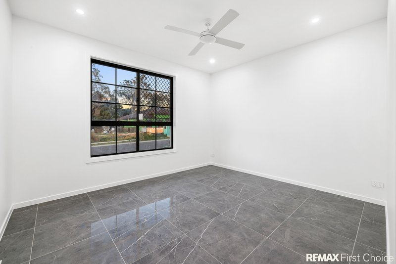 Photo - 30 Hepburn Street, Greenbank QLD 4124 - Image 15
