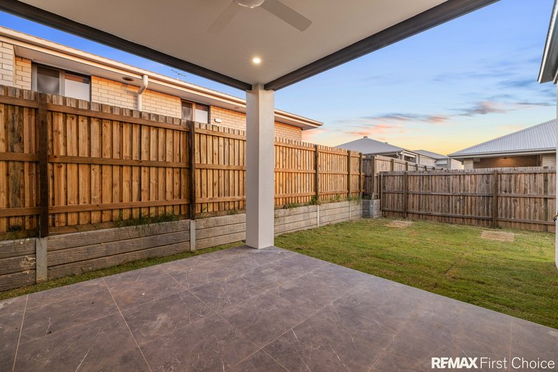 Photo - 30 Hepburn Street, Greenbank QLD 4124 - Image 16