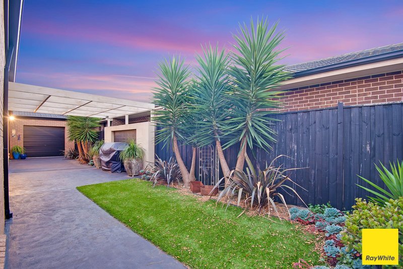 Photo - 30 Hibiscus Crescent, Point Cook VIC 3030 - Image 17