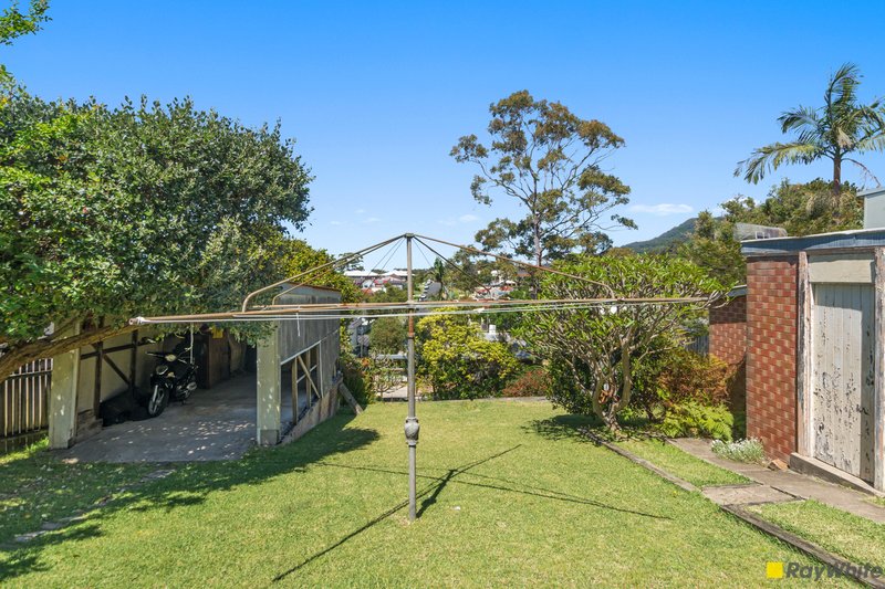 Photo - 30 Hillcrest Avenue, Woonona NSW 2517 - Image 7