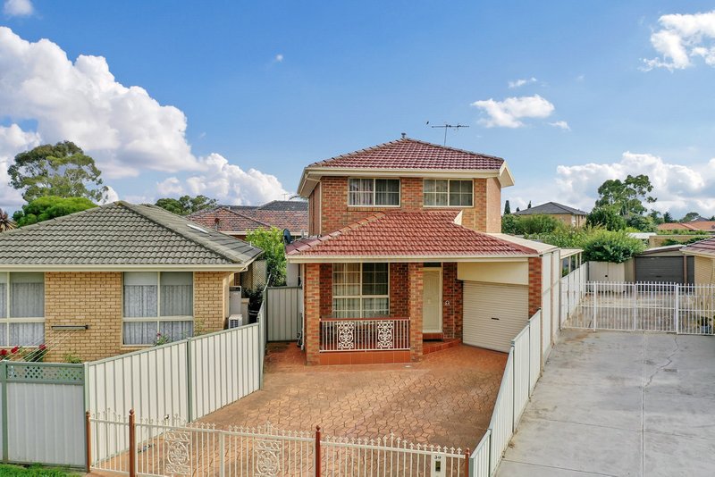 Photo - 30 Hispano Drive, Keilor Downs VIC 3038 - Image 3