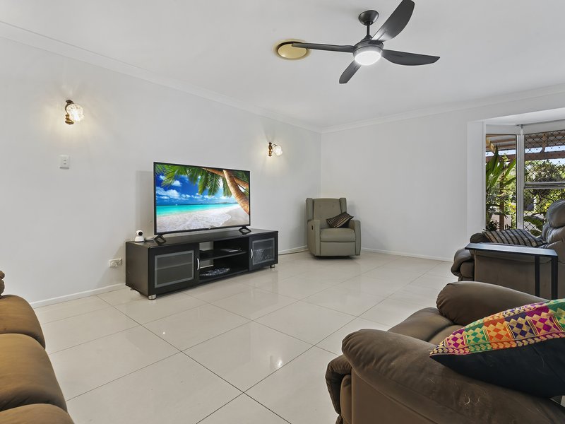 Photo - 30 Hoad Street, Morayfield QLD 4506 - Image 9