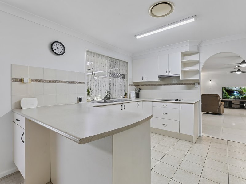 Photo - 30 Hoad Street, Morayfield QLD 4506 - Image 11