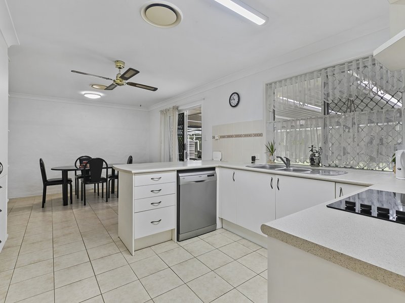 Photo - 30 Hoad Street, Morayfield QLD 4506 - Image 12