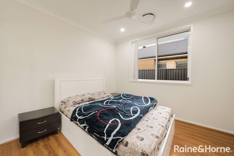 Photo - 30 Hollows Drive, Oran Park NSW 2570 - Image 8