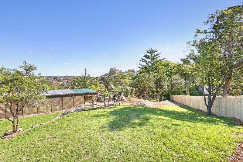 Photo - 30 Horning Parade, Manly Vale NSW 2093 - Image 4