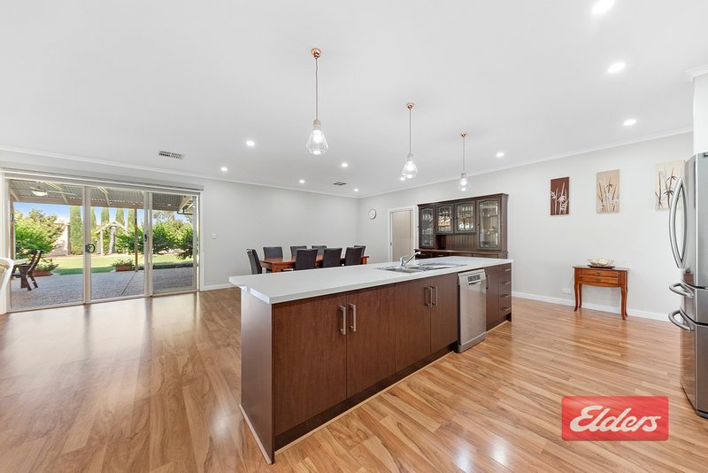 Photo - 30 Huon Road, Angle Vale SA 5117 - Image 12