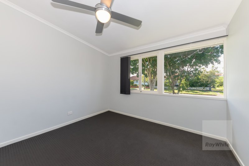 Photo - 30 Hutton Road, Aspley QLD 4034 - Image 14