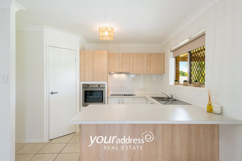 Photo - 30 Indica Crescent, Regents Park QLD 4118 - Image 4